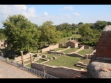 00632 ostia - regio v - insula xii - horrea di hortensius (v,xii,1) - blick vom theater (ii,vii,2).jpg